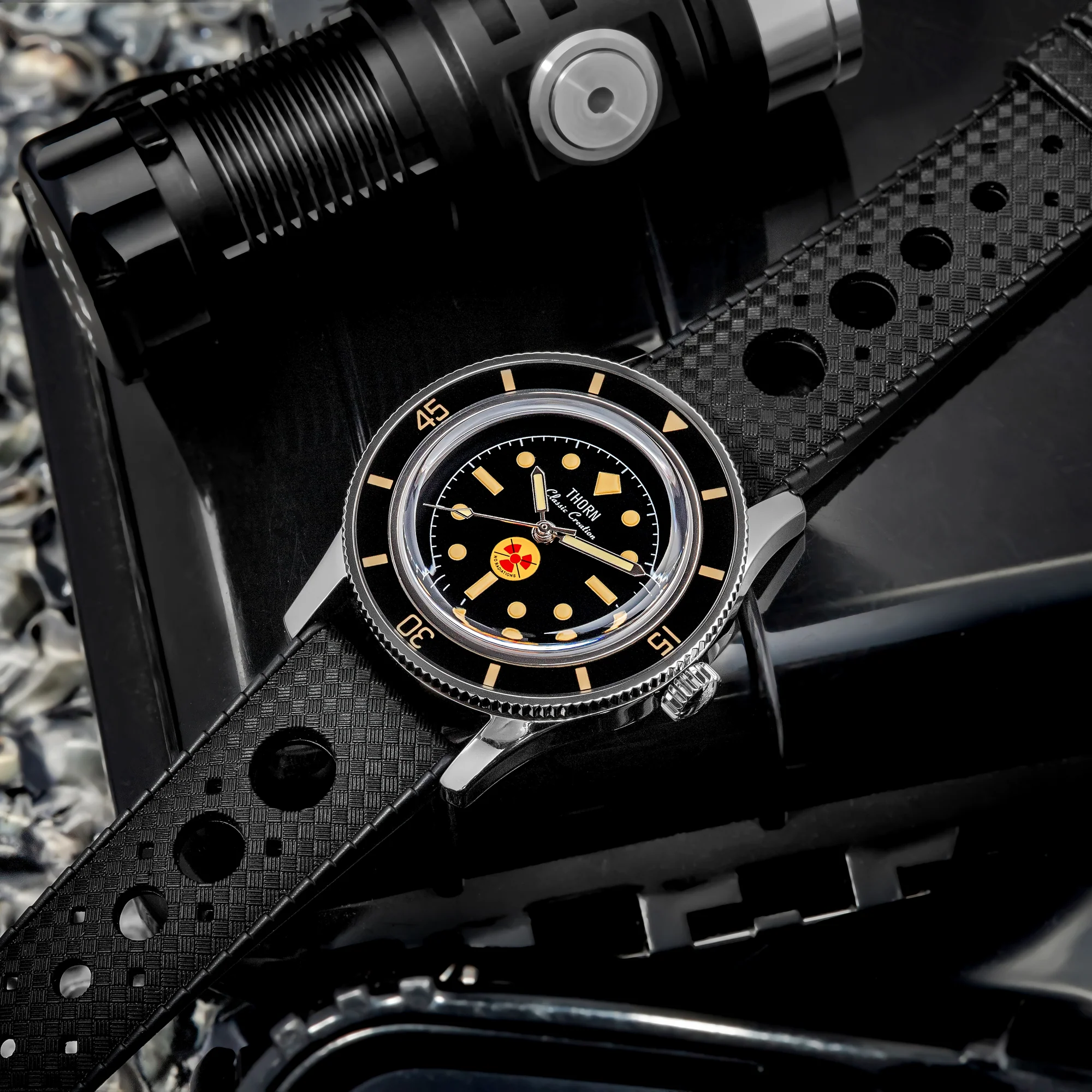 Thorn 38mm Titanium 50-Fathoms Dive Watch T009 - Image 21